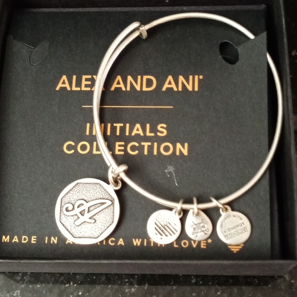 Alex And Ani Initial A Charm Bangle ๐๐งค๐๐งค๐๐งค - Picture 1 of 8